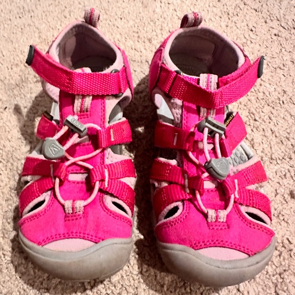 Little Kids' Keen Seacamp II CNX Sz 3 Very Berry / Dawn Pink Sz 1 Barely Worn - Picture 5 of 16